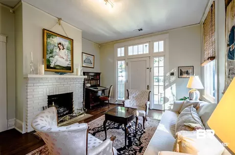 2009 Dauphin St, Mobile, AL 36606 photo 7