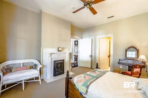2009 Dauphin St, Mobile, AL 36606 photo 28