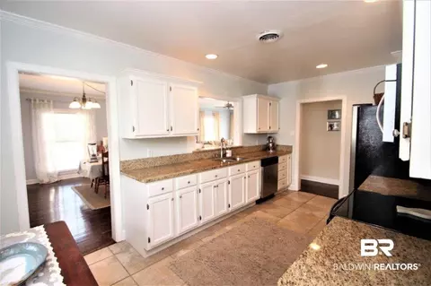 4212 Packingham Dr, Mobile, AL 36609 photo 7