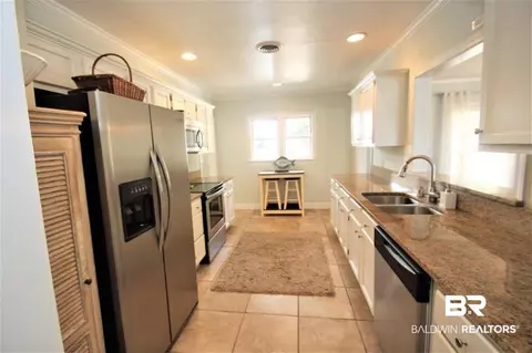 4212 Packingham Dr, Mobile, AL 36609 photo 6