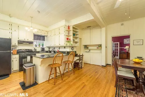 10 S Catherine St, Mobile, AL 36604 photo 9