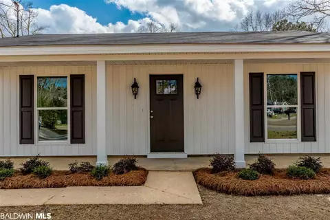 820 E Trailwood Dr, Mobile, AL 36695 photo 2