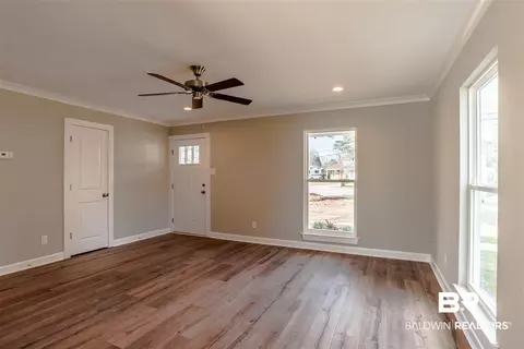 820 E Trailwood Dr, Mobile, AL 36695 photo 5