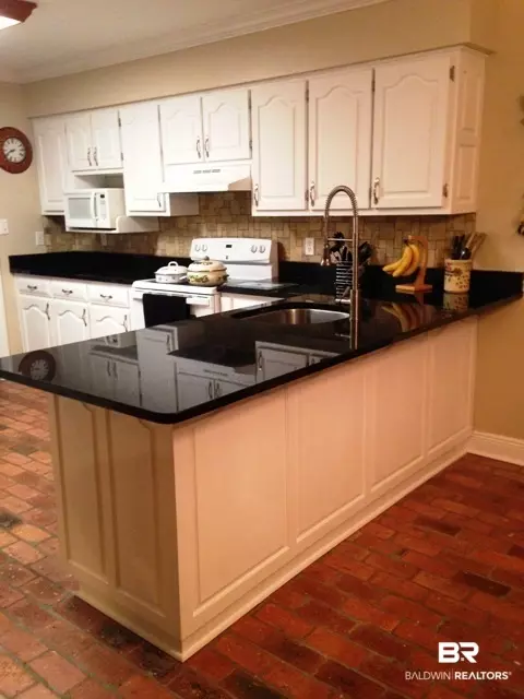500 Hunters Ln, Uriah, AL 36480 photo 4