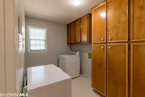 1705 E Timberly Rd, Mobile, AL 36609 photo 16