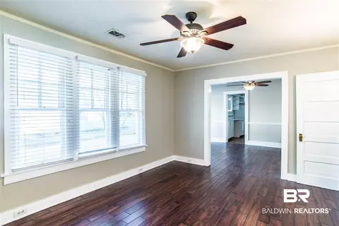 1701 Laurel St, Mobile, AL 36604 photo 3