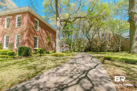 1581 Woodspointe Cir, Mobile, AL 36609 photo 3