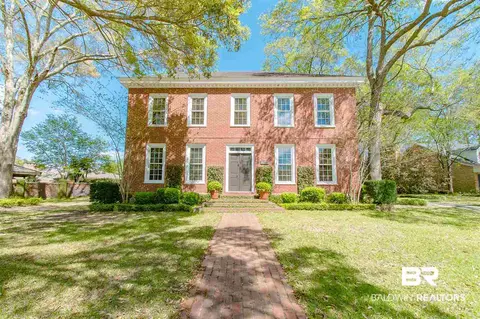 1581 Woodspointe Cir, Mobile, AL 36609 photo 1