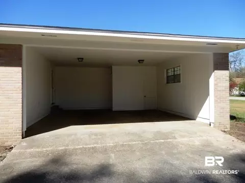 204 E Cypress St, Atmore, AL 36502 photo 17