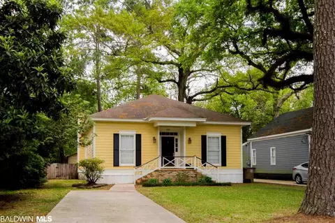 220 Hazel St, Mobile, AL 36695 photo 2