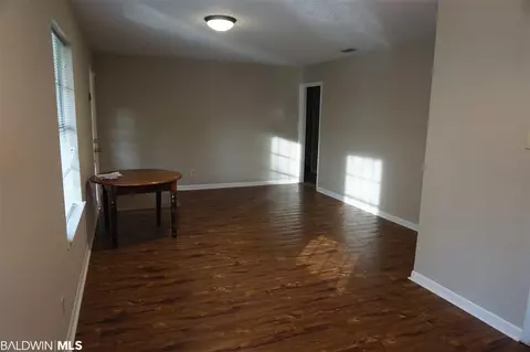 116 Vanderbilt Dr, Mobile, AL 36608 photo 3
