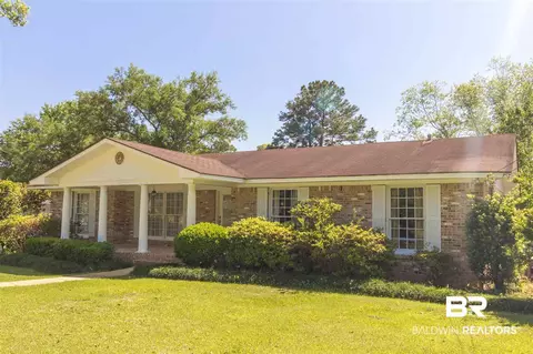 4109 N Lake Cir, Mobile, AL 36693 photo 1