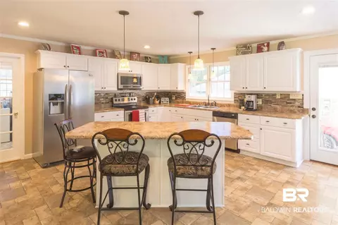 4109 N Lake Cir, Mobile, AL 36693 photo 9