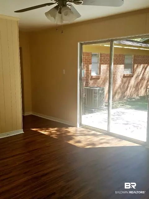 6455 Tillery Dr, Mobile, AL 36608 photo 2