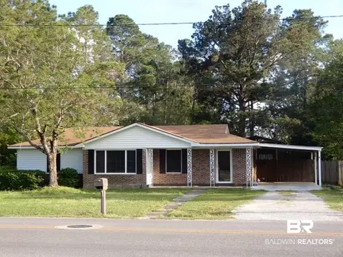 804 E Craig St, Atmore, AL 36502 photo 1