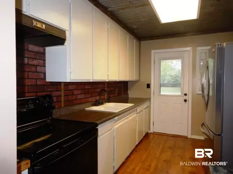 804 E Craig St, Atmore, AL 36502 photo 7