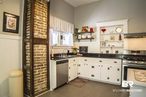 134 Margaret St, Mobile, AL 36607 photo 3