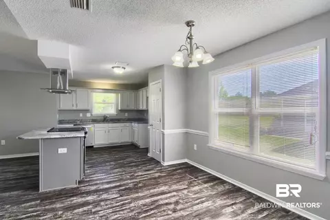 1059 Amazon Dr, Foley, AL 36535 photo 4