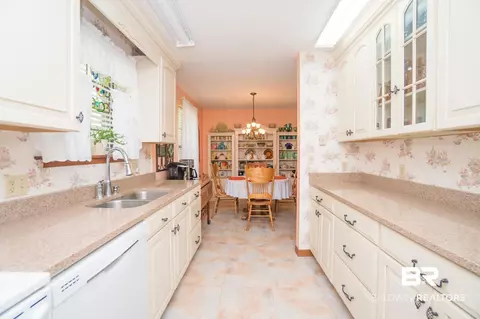 622 E Walker Ave, Foley, AL 36535 photo 8