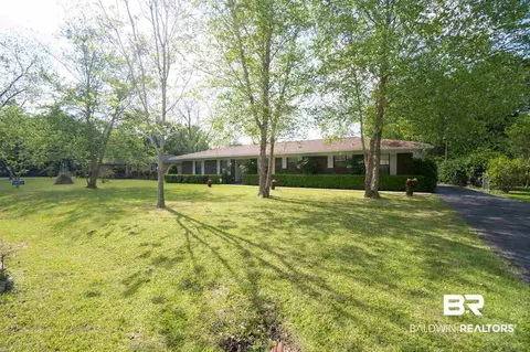 622 E Walker Ave, Foley, AL 36535 photo 2