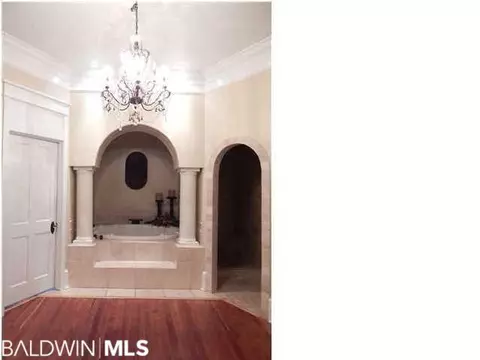 2501 Spring Hill Ave, Mobile, AL 36607 photo 9