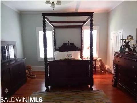2501 Spring Hill Ave, Mobile, AL 36607 photo 12
