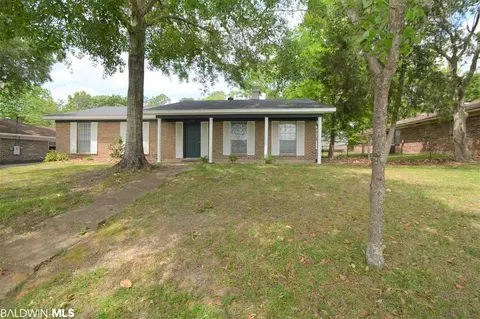 2704 Longleaf Dr, Mobile, AL 36693 photo 1