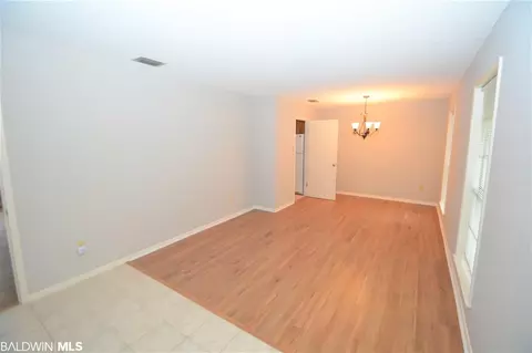 2704 Longleaf Dr, Mobile, AL 36693 photo 7