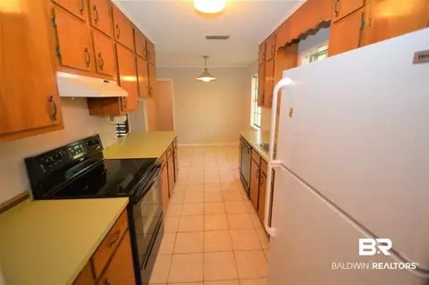 2704 Longleaf Dr, Mobile, AL 36693 photo 9