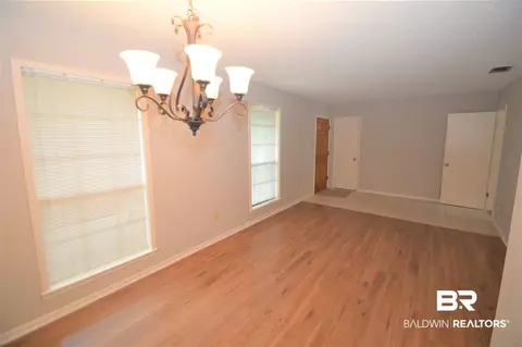 2704 Longleaf Dr, Mobile, AL 36693 photo 6