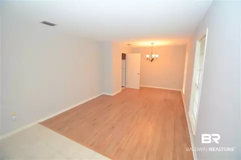 2704 Longleaf Dr, Mobile, AL 36693 photo 5