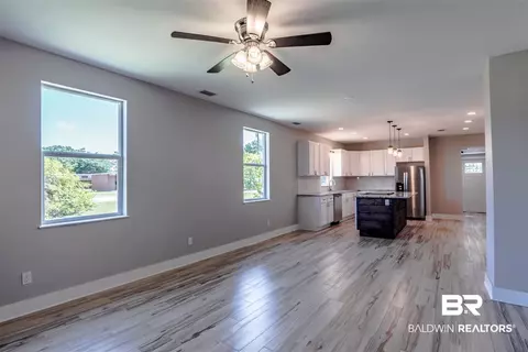 13308 Chicago St, Elberta, AL 36530 photo 4
