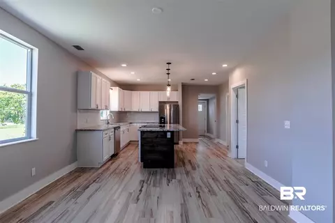 13308 Chicago St, Elberta, AL 36530 photo 5