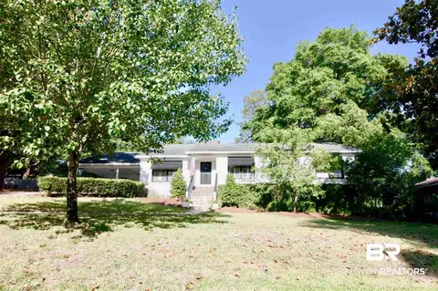 625 E Chelsea Dr, Mobile, AL 36608 photo 1
