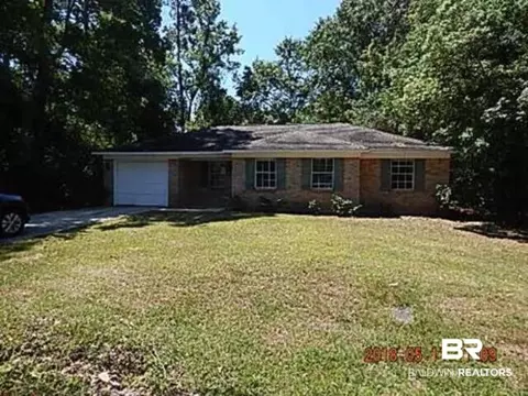 712 E Laurel Ave, Foley, AL 36535 photo 1