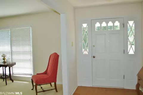 524 Hillcrest Rd, Mobile, AL 36608 photo 2