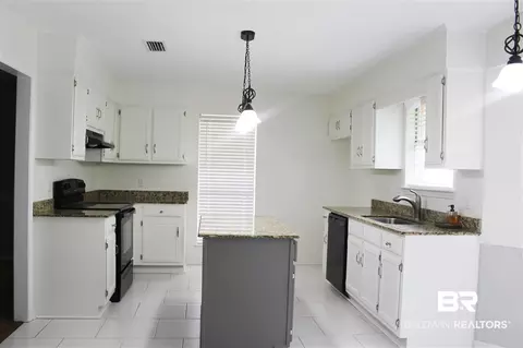 3024 Lindholm Dr, Mobile, AL 36693 photo 6