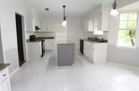 3024 Lindholm Dr, Mobile, AL 36693 photo 7