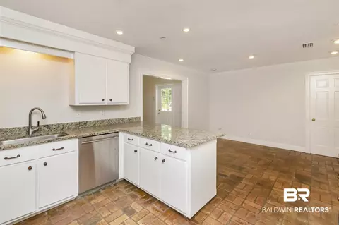209 Childree Dr, Mobile, AL 36608 photo 10