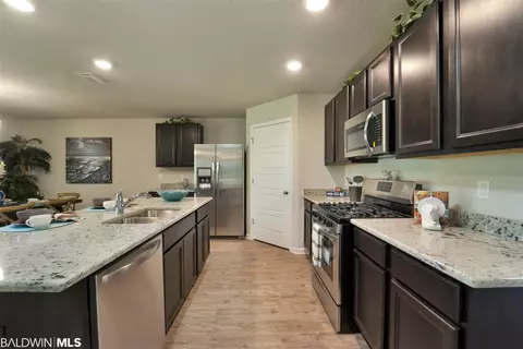 8290 Irwin Loop, Daphne, AL 36526 photo 4