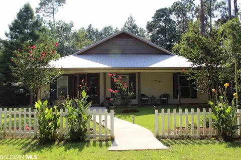9051 Hammock Rd, Elberta, AL 36530 photo 1