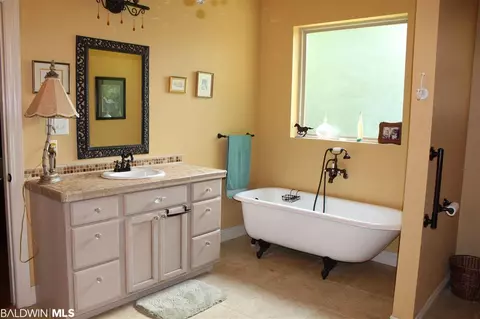 9051 Hammock Rd, Elberta, AL 36530 photo 8