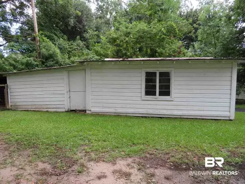 307 3rd St, Chickasaw, AL 36611 photo 19