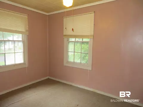 307 3rd St, Chickasaw, AL 36611 photo 11