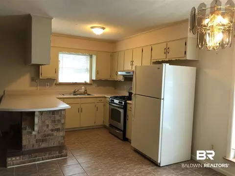 3263 Meadow Ln, Mobile, AL 36618 photo 6