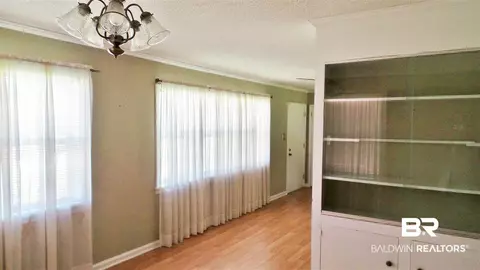 403 E Laurel St, Atmore, AL 36502 photo 16
