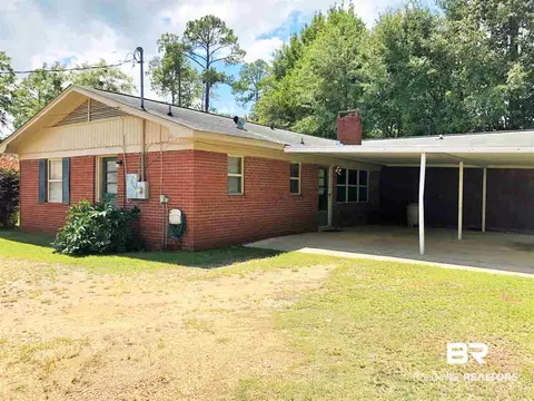 403 E Laurel St, Atmore, AL 36502 photo 5