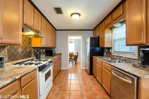 1700 E Timberly Rd, Mobile, AL 36609 photo 9