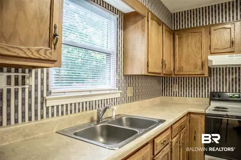 1831 Spring Brook Ct, Mobile, AL 36609 photo 12