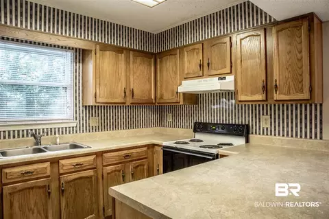 1831 Spring Brook Ct, Mobile, AL 36609 photo 9